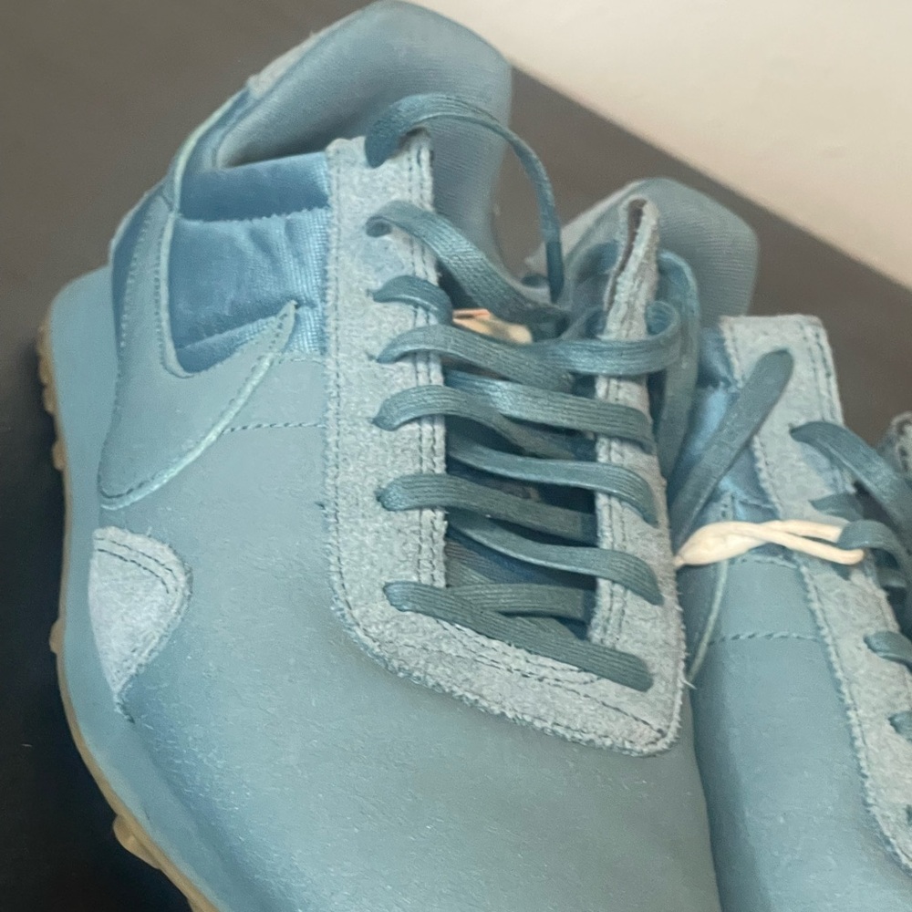 Montreal Racer Nike Sneaker - Picture 5 of 8